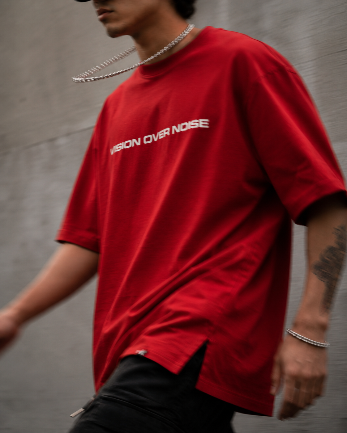 VISION OVER NOISE™ Oversized Streetwear Tee – Crimson Red 240 GSM